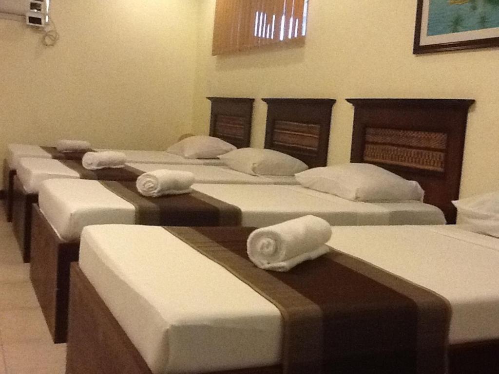 Darunday Manor Hotel Tagbilaran City Exterior photo