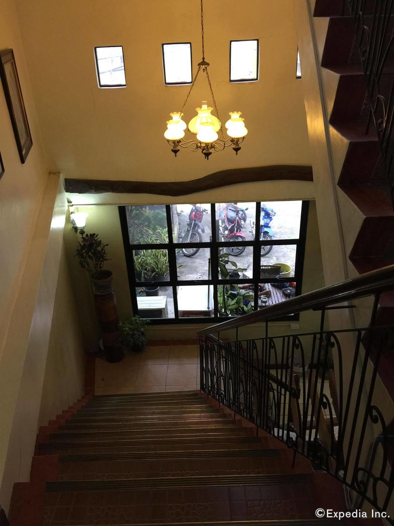 Darunday Manor Hotel Tagbilaran City Exterior photo